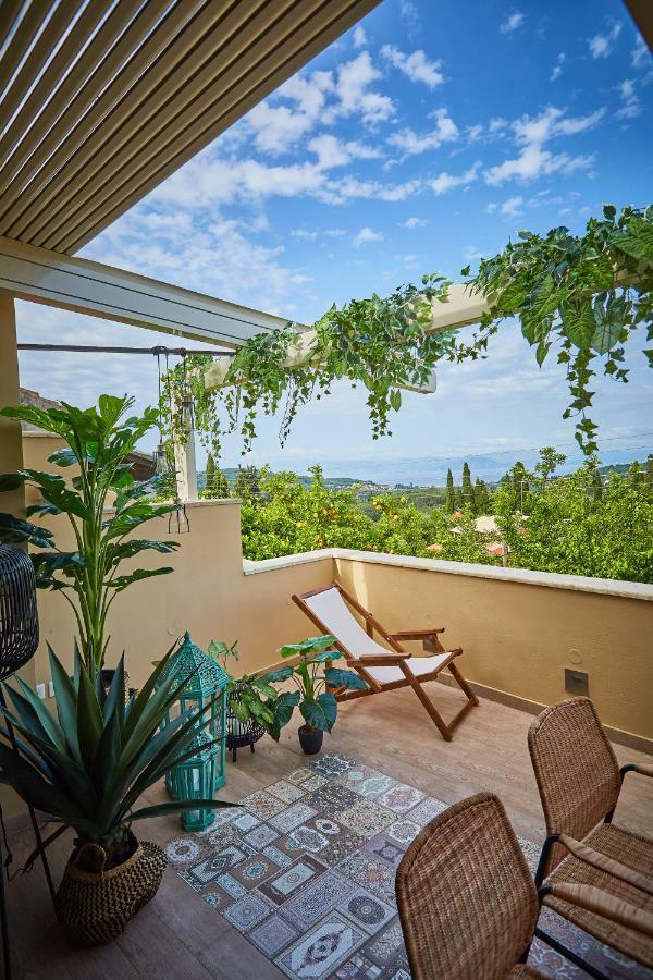 Lianelia Luxury Village House Argyrades Exterior foto